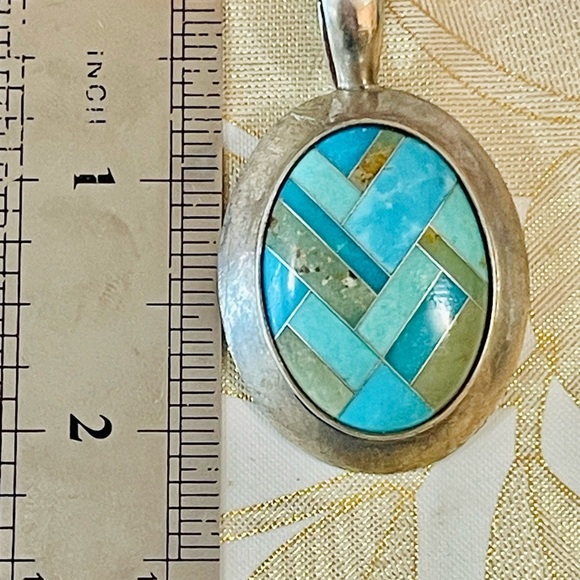 VTG SOUTHWEST Sterling Carolyn
Pollack Relios Inlay Turquoise Enhancer
Pendant - Picture 5 of 8
